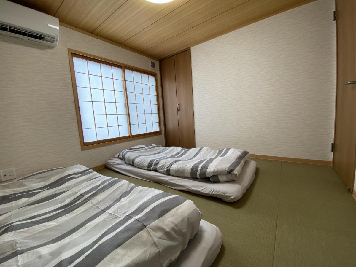 Wutong-40 Minutes Direct To Kansai Airport And 5 Minute Walk To Jr Or Subway Or Nankai Line And 1 Minute To Tsutenkaku The Landmark Of Osaka And Many Japanese Bistros Nearby Bagian luar foto