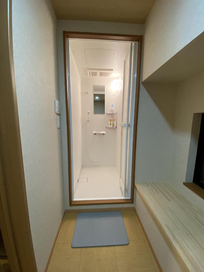 Wutong-40 Minutes Direct To Kansai Airport And 5 Minute Walk To Jr Or Subway Or Nankai Line And 1 Minute To Tsutenkaku The Landmark Of Osaka And Many Japanese Bistros Nearby Bagian luar foto