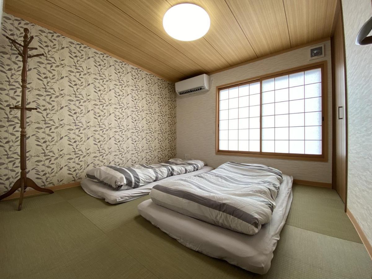Wutong-40 Minutes Direct To Kansai Airport And 5 Minute Walk To Jr Or Subway Or Nankai Line And 1 Minute To Tsutenkaku The Landmark Of Osaka And Many Japanese Bistros Nearby Bagian luar foto