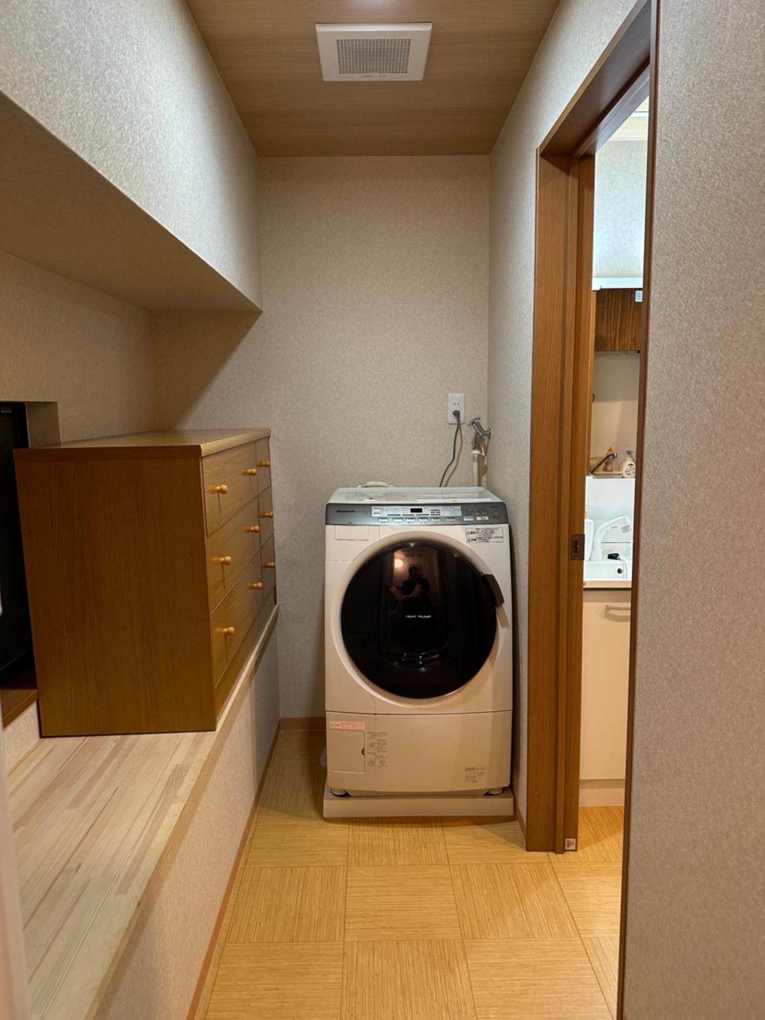 Wutong-40 Minutes Direct To Kansai Airport And 5 Minute Walk To Jr Or Subway Or Nankai Line And 1 Minute To Tsutenkaku The Landmark Of Osaka And Many Japanese Bistros Nearby Bagian luar foto